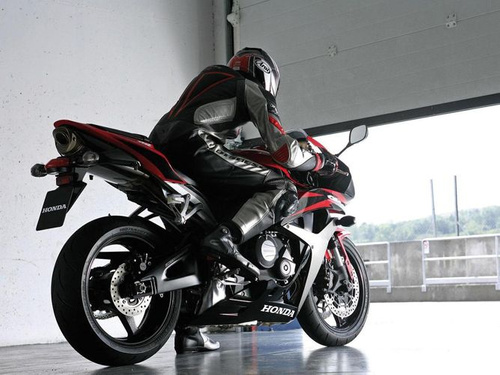 Nadajnik DTM BLINK (otwieranie bramy "mrugnięciem" światłami długimi auta)