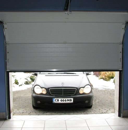 Nadajnik DTM BLINK (otwieranie bramy "mrugnięciem" światłami długimi auta)