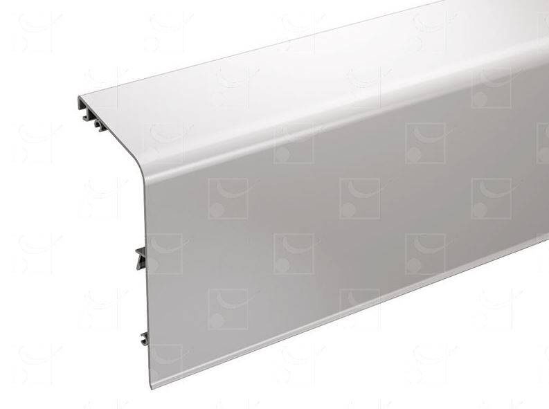 Maskownica MANTION 11163, aluminium - zdjęcie przedstawiające elegancką i trwałą maskownicę, idealną do wykończenia systemów podwieszanych oraz okiennic.