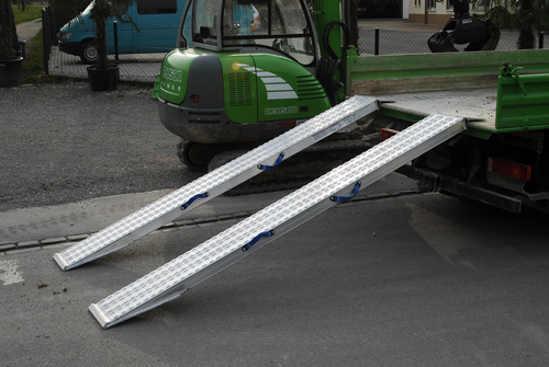 Ciężka rampa najazdowa do pojazdów budowlanych ALTEC VFR 105 (105.00.309)