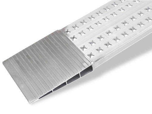 Antypoślizgowa aluminiowa rampa najazdowa ALTEC AOS 800 (081.01.055)