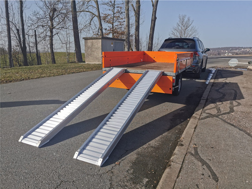 Rampa załadowcza do pojazdów z kołami lub gąsienicami gumowymi ALTEC AVS 130 (130.01.018)