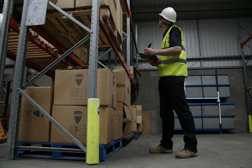 Odbojnik RACK ARMOUR rozmiar "M" do wsporników regałowych 88-100 mm