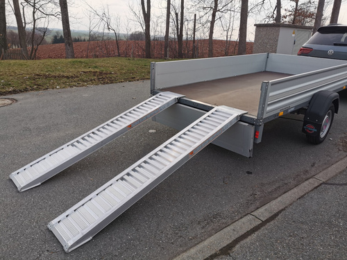 Rampa załadowcza do pojazdów z kołami lub gąsienicami gumowymi ALTEC AVS 65 (065.01.005)