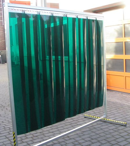 Parawan spawalniczy 2000x2000 mm PZ ZS1 30 - jednościenny z kurtyną paskową (pasy 2x300 mm)