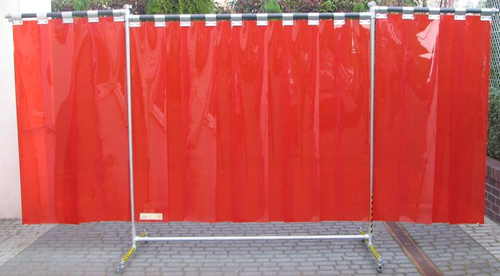 Parawan spawalniczy 4000x2000 mm RK ZW3 - trójścienny z kurtyną paskową (pasy 2x300 mm)