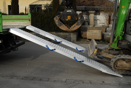 Ciężka rampa najazdowa do pojazdów budowlanych ALTEC VFR 120 (120.00.018)