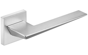 Klamka drzwiowa CORONA BLADE