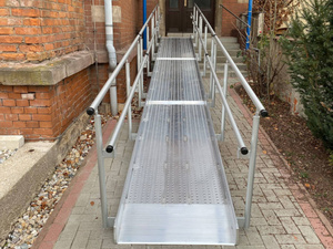 Obustronna poręcz do ramp najazdowych ALTEC AOL-R, 3500 mm (081.40.493)