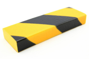 Elastyczny profil ostrzegawczo-ochronny KNUFFI typ D (5000 mm)