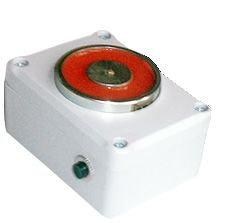 Trzymacz elektromagnetyczny EM-400N naścienny