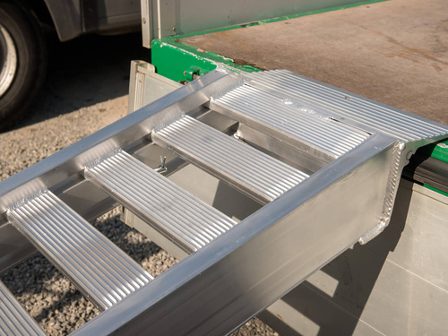 Szyna szczeblowa do pojazdów z gąsienicami lub kołami gumowymi ALTEC AVS SP 80 (080.71.009)