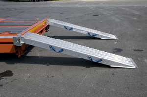 Ciężka rampa najazdowa do pojazdów budowlanych ALTEC VFR 185 (185.00.100)