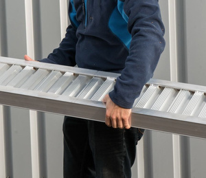 Rampa załadowcza do pojazdów z kołami lub gąsienicami gumowymi ALTEC AVS 90 (090.01.206)