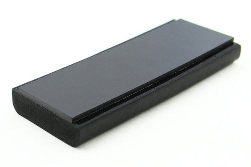 Elastyczny magnetyczny profil ostrzegawczo-ochronny KNUFFI typ F (1000 mm)