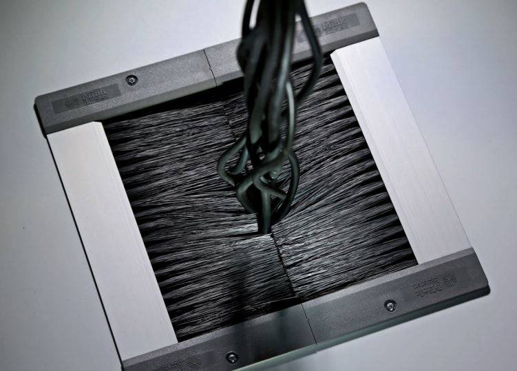 Przepust szczotkowy MINK STL2004BS