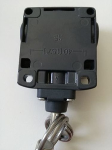 Włącznik pociągowy IP67 z linką stalową w oplocie gumowym