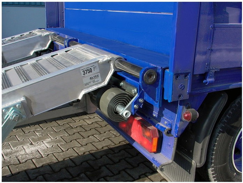 Sprężynowy podnośnik ALTEC FHW dla ramp o szerokości 600 mm, przesuw boczny 1120 mm (134.00.902)