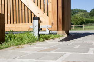 Regulowany łapacz bramowy Locinox UGC, aluminium