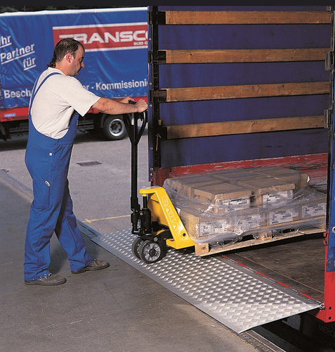 Tylna burta ładunkowa ALTEC RWB 1 (391.31.000)