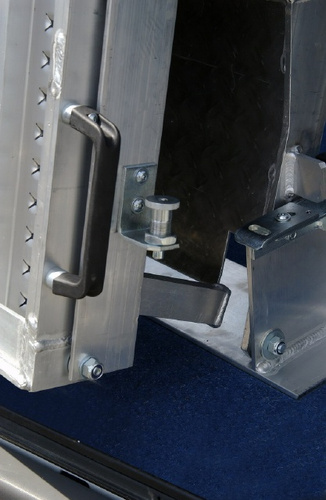 Dwukrotnie składana, stała rampa najazdowa ALTEC RLK-Z (086.00.004)