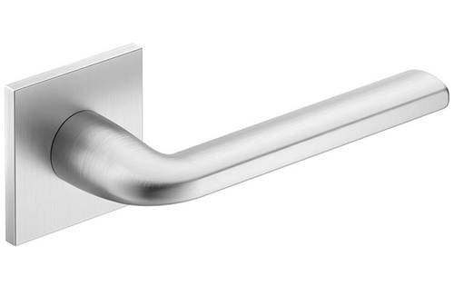 Klamka drzwiowa CORONA SCANDI (szyld kwadratowy)