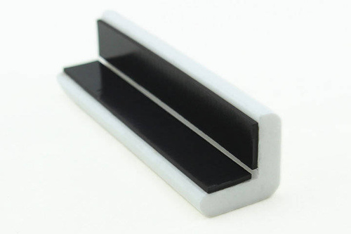 Elastyczny magnetyczny profil ostrzegawczo-ochronny KNUFFI typ E (1000 mm)