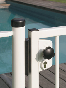 Zamek basenowy Locinox LAKZ P1 WSI na profil kwadratowy 50 mm