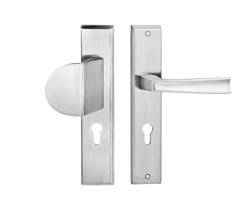 Wewnątrz-klatkowy klamko-pochwyt drzwiowy Metal-Bud MAJA