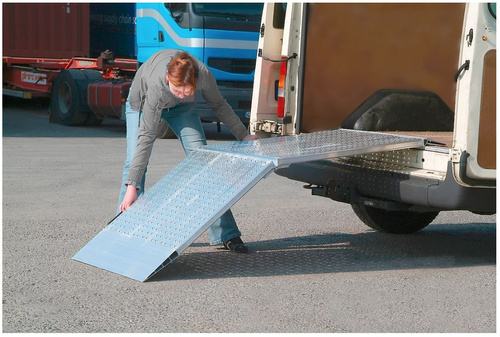 Antypoślizgowa składana aluminiowa rampa najazdowa ALTEC AOS-F 400 (081.55.027)