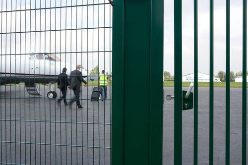 Zaczep do bram przesuwnych Locinox SSKZ-QF